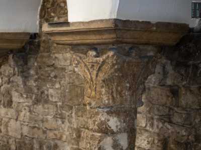 E cos� archi, colonne, capitelli e portali risultano finalmente visibili in tutta la loro antica bellezza